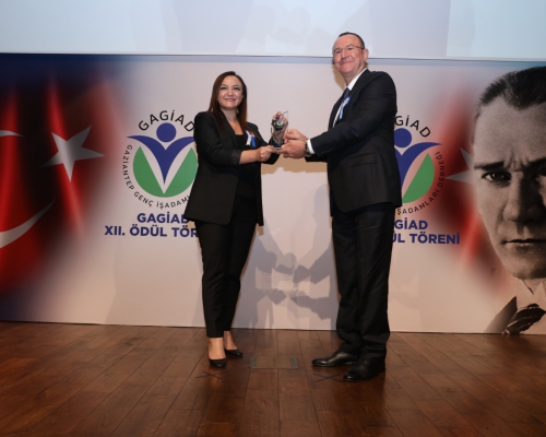 GAGİADın Yılın Kadın Girişimci Ödülü Nalan Kurta başlığıyla Gaziantep Söz gazetesinde yer aldık