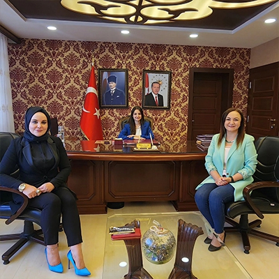 Bugün Oğuzeli Kaymakamımız Sayın Büşra Uçar&39;ı makamında ziyaret ettik.