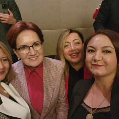 İzmir de Girişimci İş Kadınları Federasyonu nun düzenlediği Girişimcilik Zirvesinde  İyi Parti Genel Başkanı Sayın Meral Akşener de katıldı.